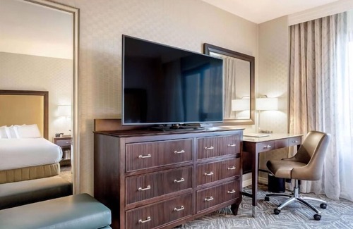 Dupont Circle Hotel | Explore DC from Your Doorstep! Outdoor Swimming Pool, Pets Allowed!