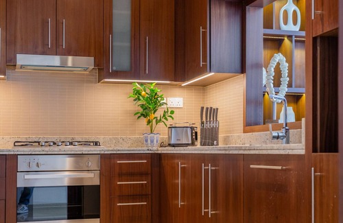 Downtown Dubai Apartment | Exquisite 2BR Apt w/Burj Khalifa & Fountain View