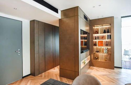 Kerem HaTeimanim House | Exquisite Apartment Steps from Beach !