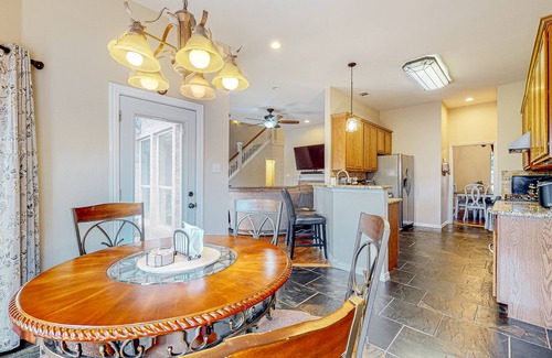 Midlothian House | Exquisite home with pool, patio, enclosed yard, full kitchen, central AC & W/D
