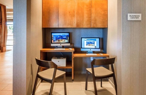 Marina House | Extend your stay in Monterey Bay