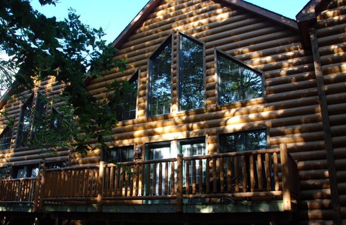 Oglesby Cabin | Extended Stay: Highest-Rated Luxury Cabin in Most Secluded Area of Resort!