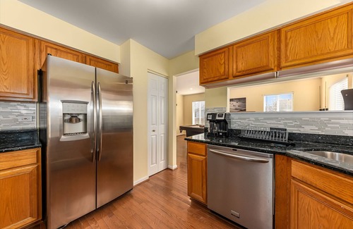Naperville House | Extended Stay Naperville FHS Rental - Skylane Dr