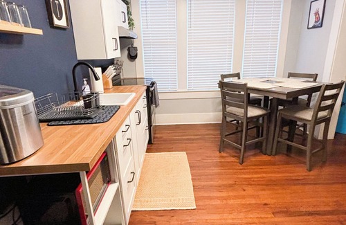 Southside House | Extended Stays Welcome! nNear SouthTown/Downtown San Antonio