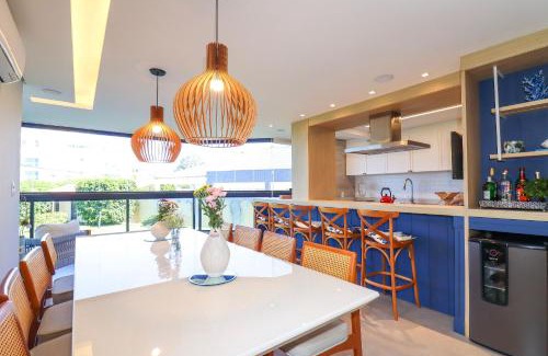 Ingleses Norte Apartment | Extraordinário 03 dormitórios vista mar - AQ01I