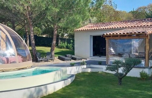 Malves-en-Minervois Cabin | "F"anny Wigwam 26m2 and 50m2 relaxation area
