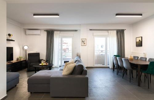 Thessaloniki Apartment | F & B Collection - 3 Bedroom Penthouse