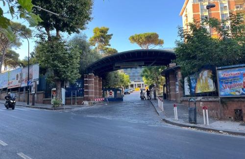 Rione Alto House | F Rooms Napoli Via Sementini