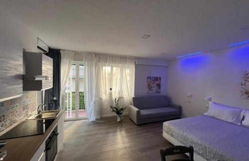 Rione Alto House | F Rooms Napoli Via Sementini