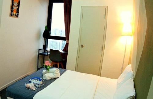 Cyberjaya Apartment | F1-29-11 Dew Drop HomeTamarindWifiNetflixfree parking