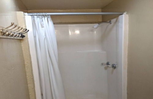 Prescott RV Rental | F3 Glamping Mountain Range with Birdwatching