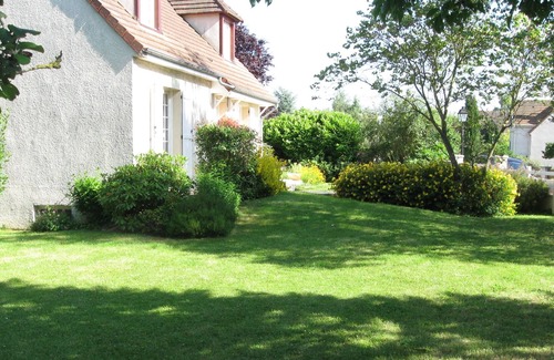Saint-Germain-les-Corbeil Cottage | F3 in detached house 30 km from Paris