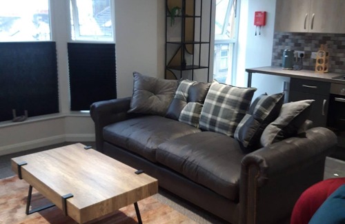Slyne Apartment | Fabapartment-12pmcheckout-freebubbly-seaside
