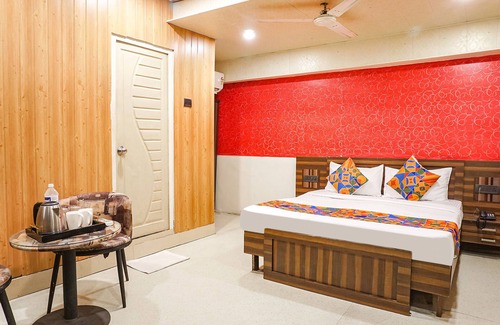 Shivajinagar Hotel | Fabexpress Gargi Executive