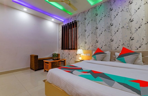 Sarnath Hotel | Fabexpress Moti Mahal