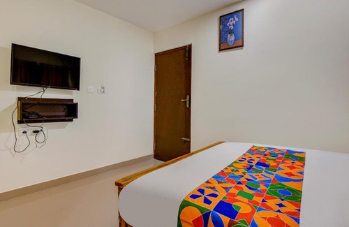 Jayanagar Hotel | FabExpress Rithun Residency