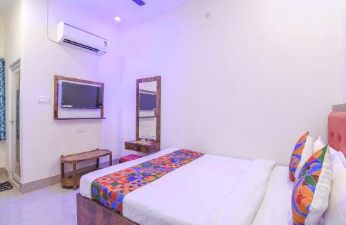Kolkata Hotel | FabExpress Vedika