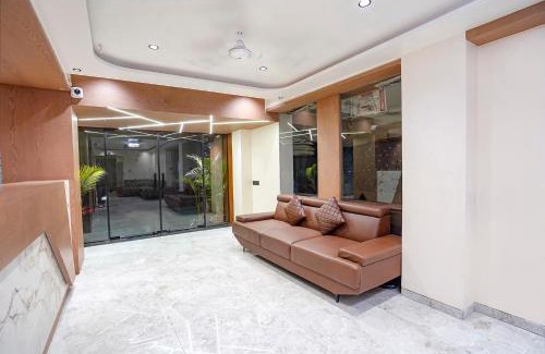 Surat Hotel | FabHotel 7 Star I