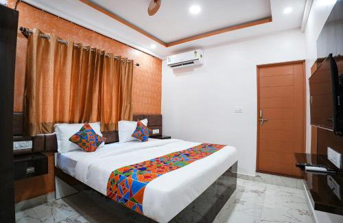 Bengaluru Hotel | FabHotel A White Pearl Suites - Yelahanka