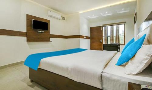 Panchkula Urban Estate Hotel | FabHotel Aditya and kings