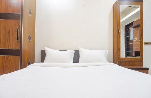 Wagholi Hotel | FabHotel Classic Square I