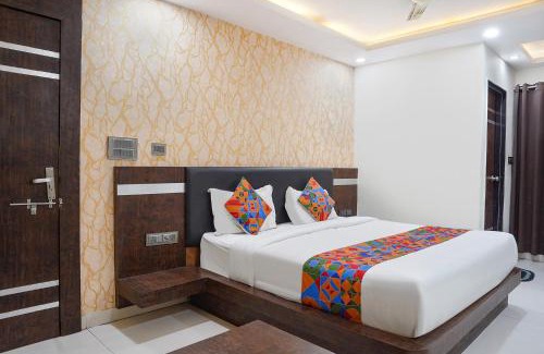 Bhopal Hotel | FabHotel Jalsa DLX