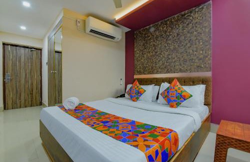 Bhubaneshwar Hotel | FabHotel Middleton Desire - Nr Niladri Vihar Square