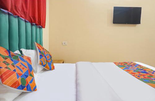 Baner Hotel | FabHotel New Falcon Inn - Nr Balewadi stadium
