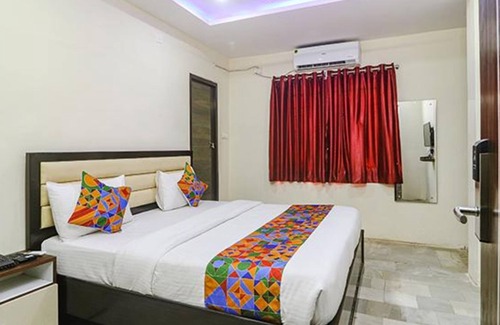 Chinar Park Hotel | Fabhotel Paradise Park