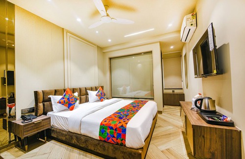 Janakpuri Hotel | FabHotel Prime Elite Janakpuri