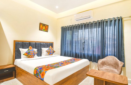 Tarapith Hotel | Fabhotel Prime The Golden Plaza