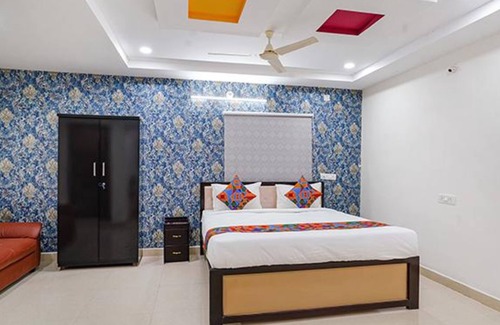 Kukatpally Housing Board Colony Hotel | Fabhotel Sri Karthikeya Grand