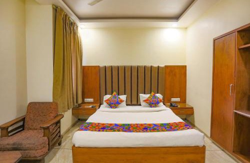 Bhopal Hotel | FabHotel Surya