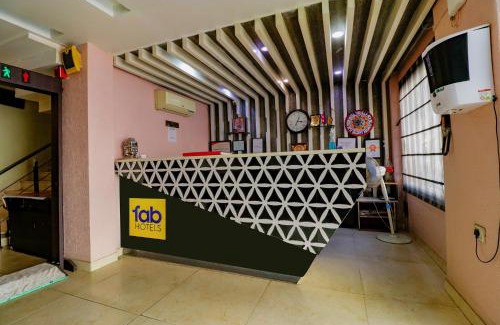 Karol Bagh Hotel | FabHotel Yug Villa Karol Bagh