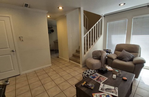 Rohnert Park House | Fabulous 2-bedroom house with AC in Cotati