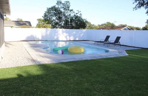 Apopka House | Fabulous 2-BR home with pool