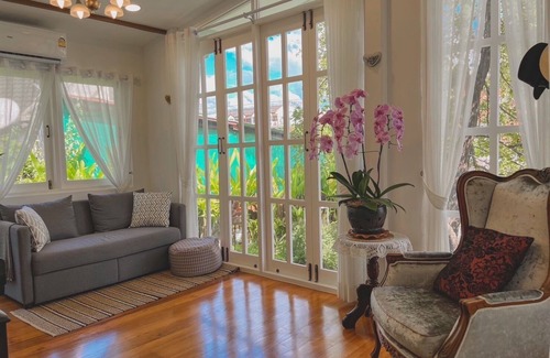 San Sai House | Fabulous 4-bedroom house with AC in Chiangmai