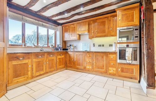 Ipswich Cottage | Fabulous looking property with an abundance of beams.