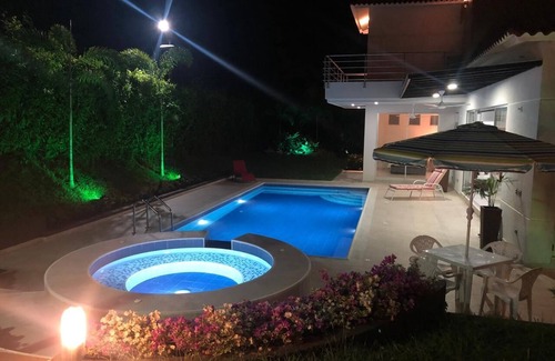 Ricaurte House | Fabulous Resting House in Peñalisa