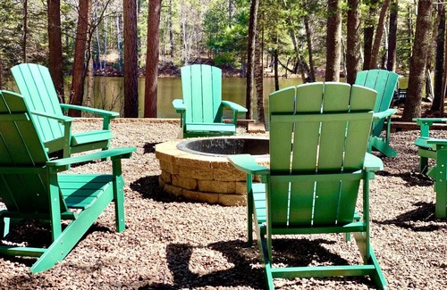 Manitowish Waters Cabin | Fabulous stay in fun Manitowish getaway (+Pontoon)