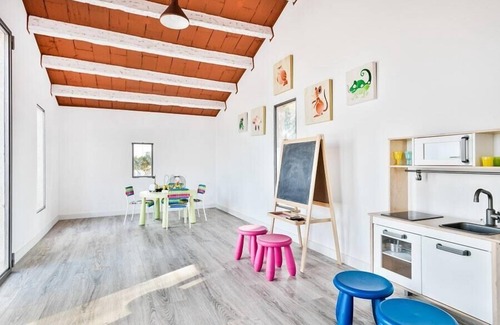 Tora Villa | Fabulous Villa for 28 with Heated Pool.