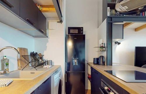 Fer a Cheval Apartment | Fac 5 · Tram/métro vue Garonne Parking