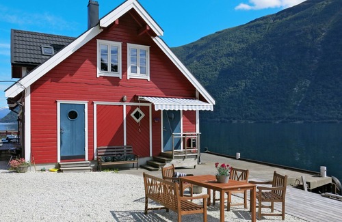 Vik Apartment | Fagerdalsnipi by Interhome