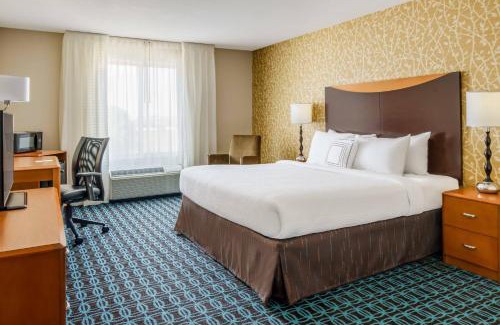East Peoria Hotel | Fairfield by Marriott Peoria East