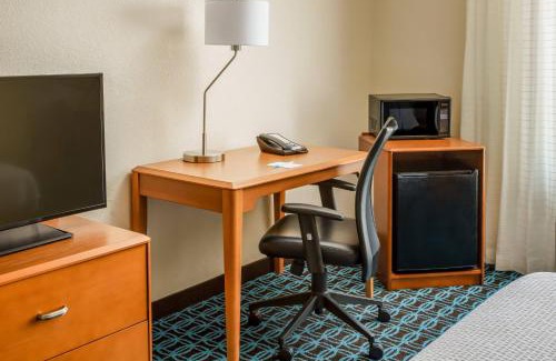 East Peoria Hotel | Fairfield by Marriott Peoria East