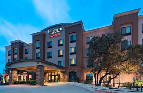 McNeil Hotel | Fairfield Inn and Suites by Marriott Austin Northwest/Research Blvd