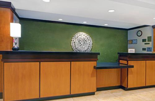 Carlsbad Hotel | Fairfield Inn and Suites Carlsbad