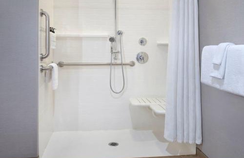 Great Barrington Hotel | Fairfield Inn & Suites by Marriott Great Barrington Lenox/Berkshires