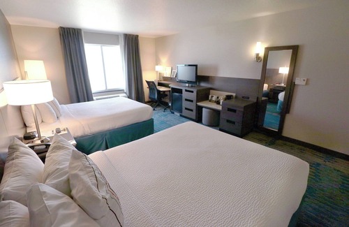Des Moines Hotel | Fairfield Inn & Suites by Marriott Des Moines Airport
