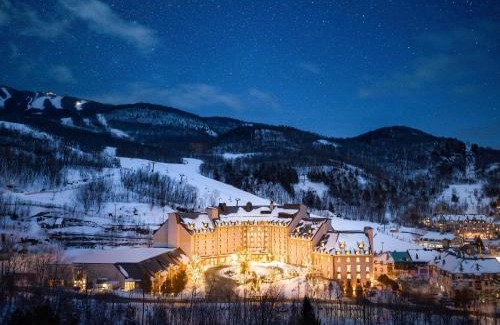 Mont-Tremblant Pedestrian Village Hotel | Fairmont Tremblant